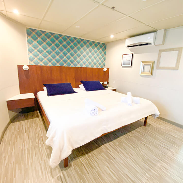 tip-top-v-guest-accommodation-room-01-720x720px